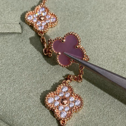 [Sophire Jewelry ]CLOVER 10 MOTIFS DIAMOND PINK MOP NECKLACE