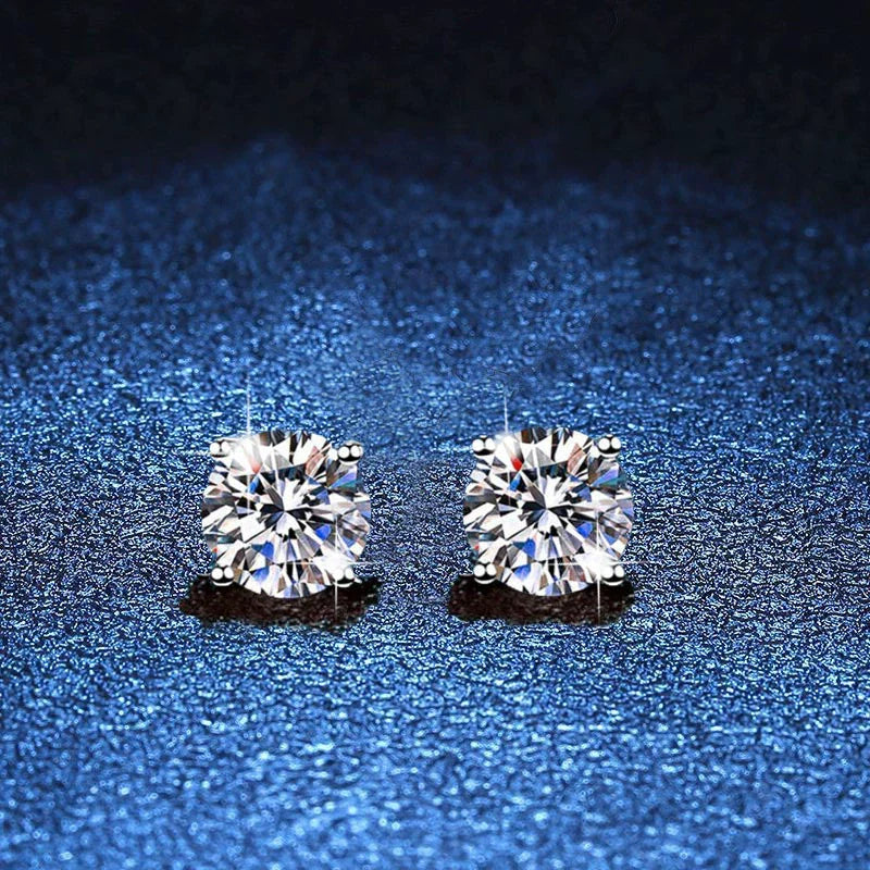 [Sophire]FOUR-PRONG MOISSANITE EARRINGS