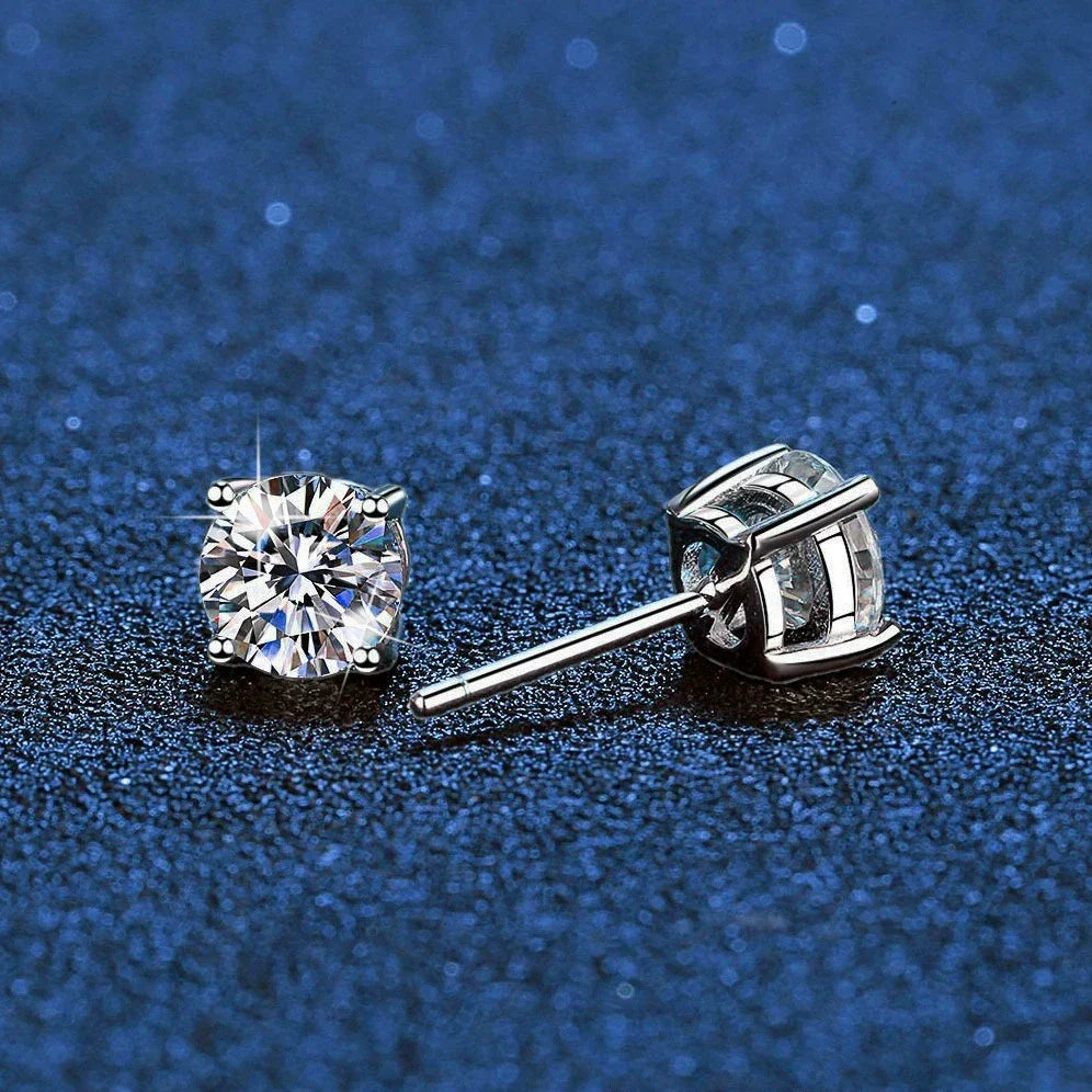 [Sophire]FOUR-PRONG MOISSANITE EARRINGS