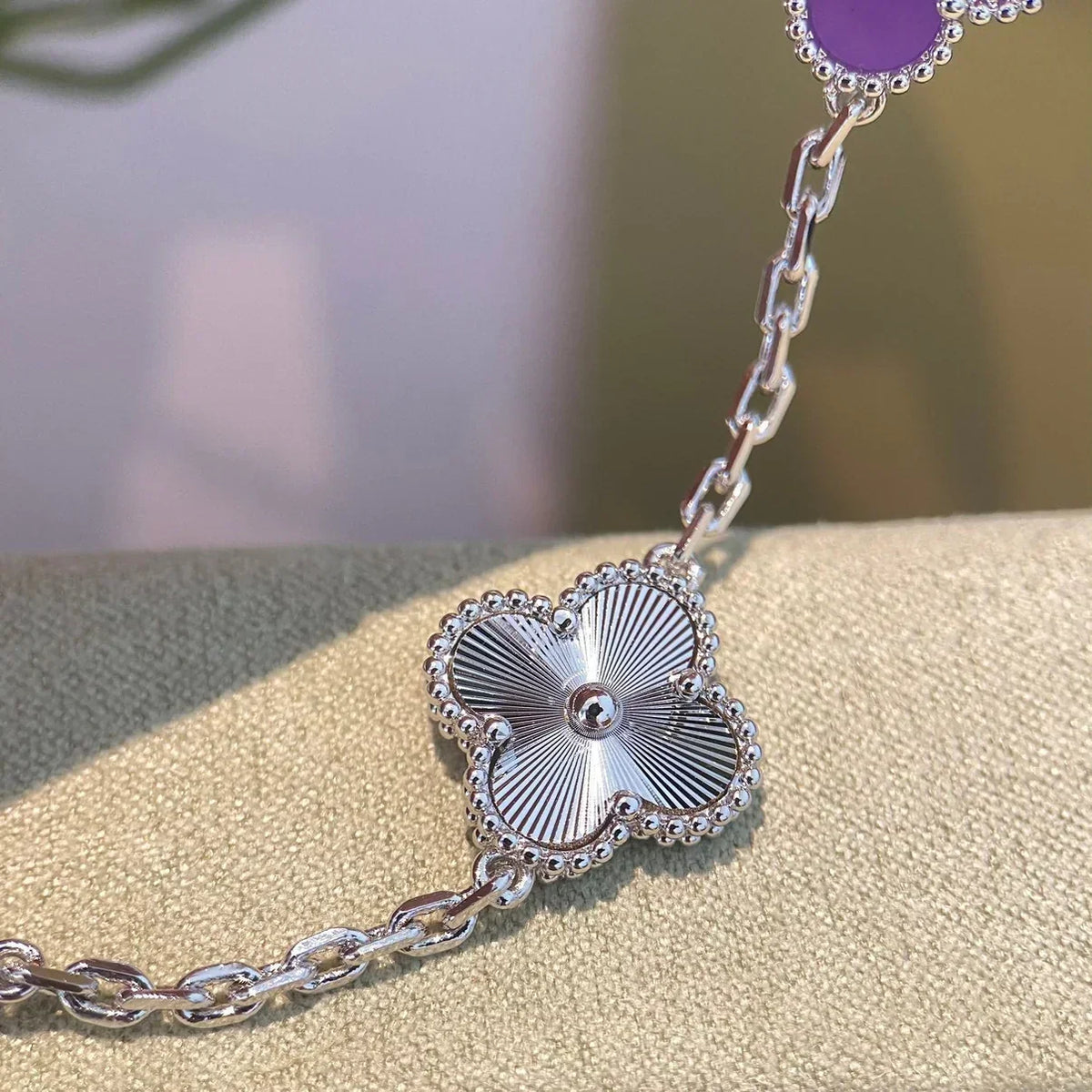 [Sophire Jewelry ] CLOVER 5 MOTIF VIOLET BRACELET COLLECTION
