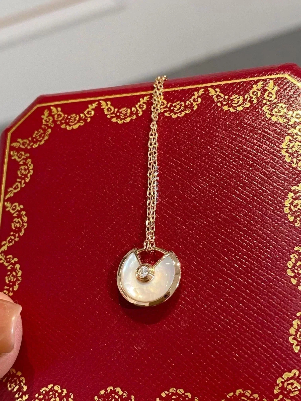 [Sophire Jewelry ]AMULETTE ROSE GOLD MOP NECKLACE