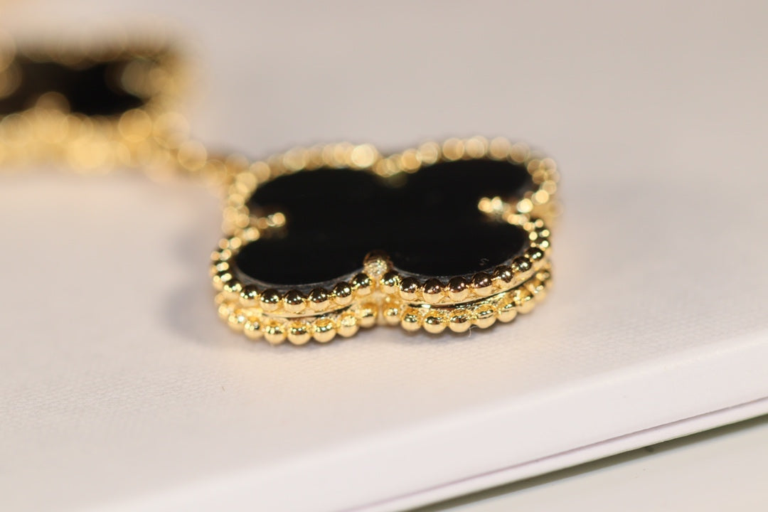 [Sophire Jewelry ]CLOVER EARRINGS GOLD ONYX MOP 3 MOTIF