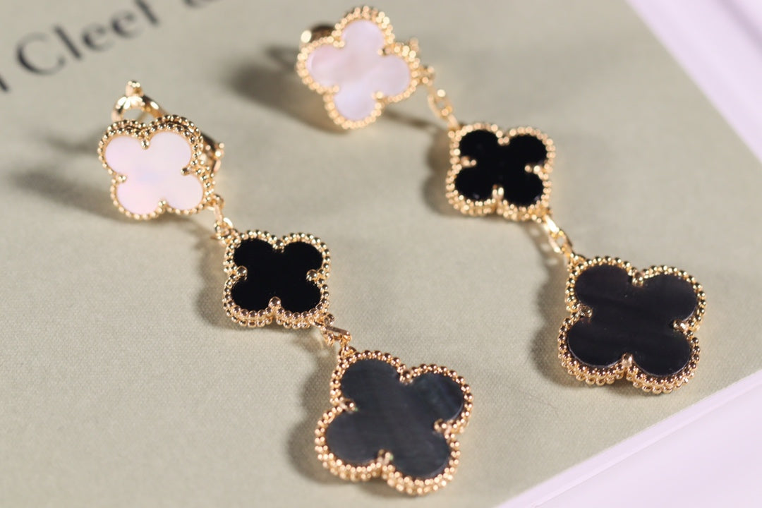 [Sophire Jewelry ]CLOVER EARRINGS GOLD ONYX MOP 3 MOTIF