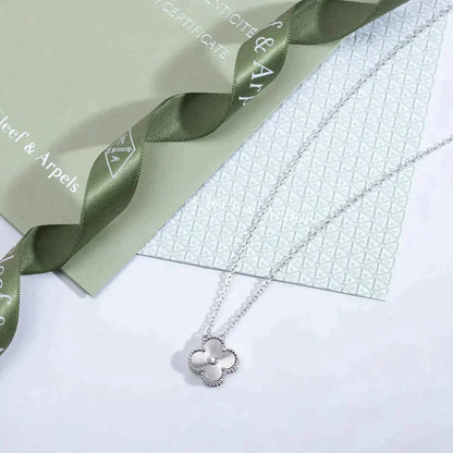 [Sophire Jewelry ]CLOVER  15MM DIAMOND LASER NECKLACE SILVER