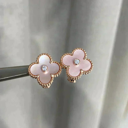 [Sophire Jewelry ]CLOVER MEDIUM 1 MOTIFS  PINK MOP DIAMOND EARRINGS