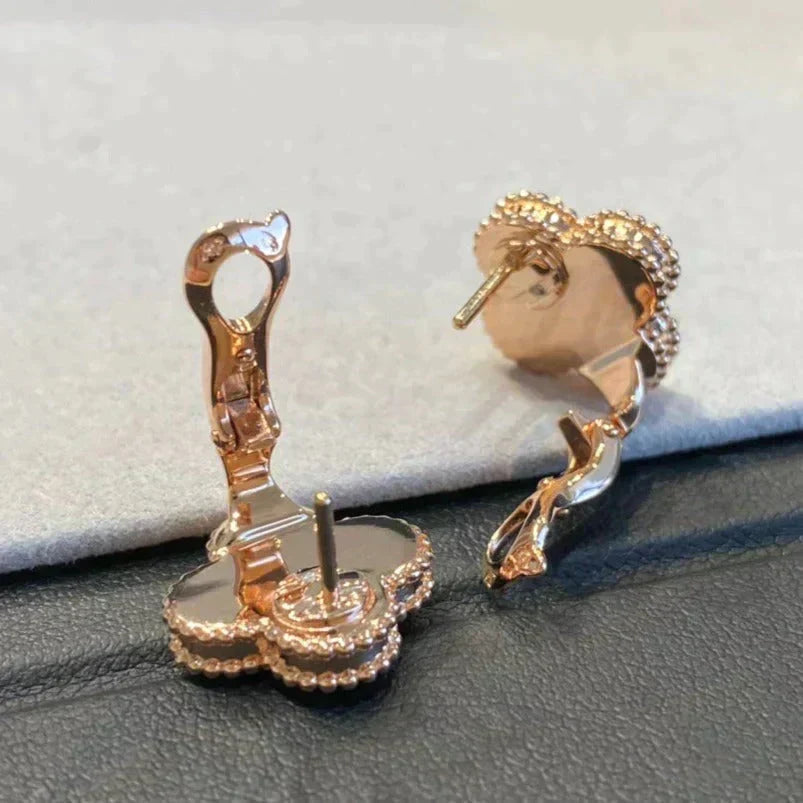 [Sophire Jewelry ]CLOVER MEDIUM 1 MOTIFS GRAY MOP  DIAMOND EARRINGS