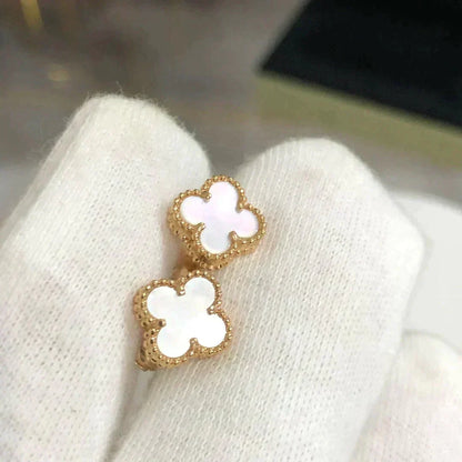 [Sophire Jewelry ]CLOVER MINI 9.5MM WHITE MOP EARRINGS
