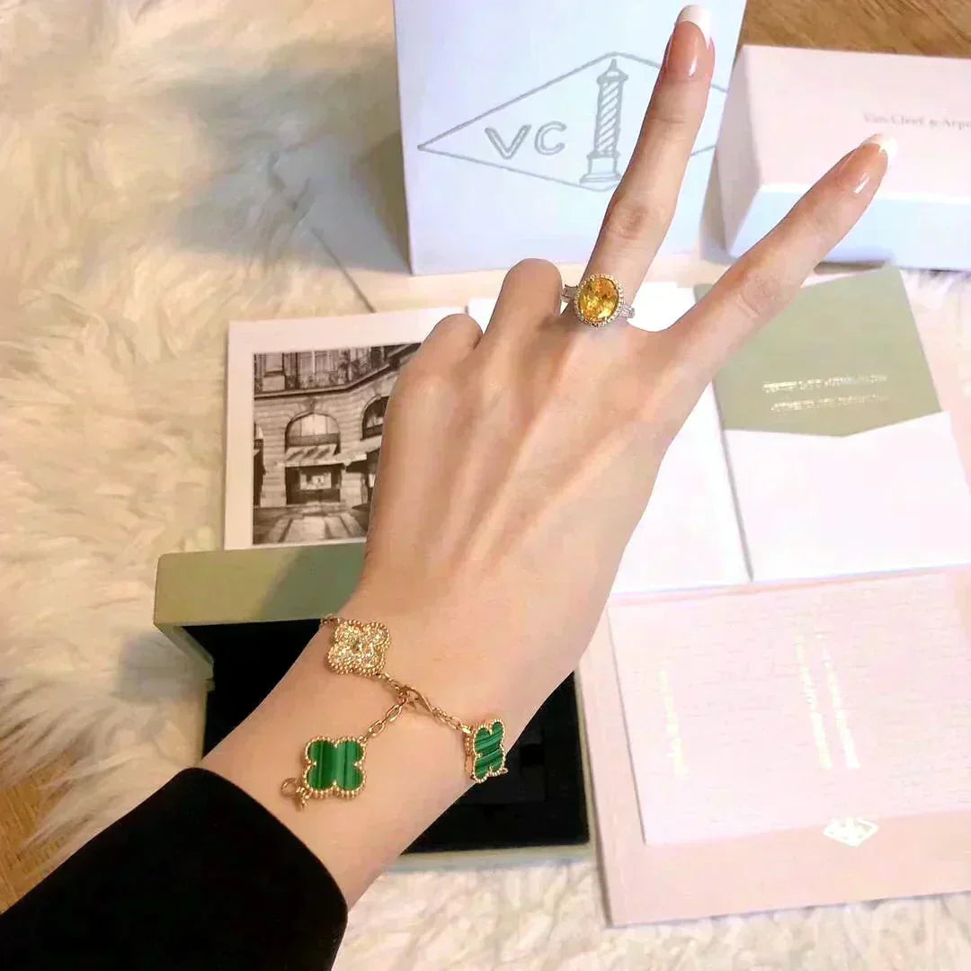 [Sophire Jewelry ] CLOVER 5 MOTIF MALACHITE BRACELET COLLECTION