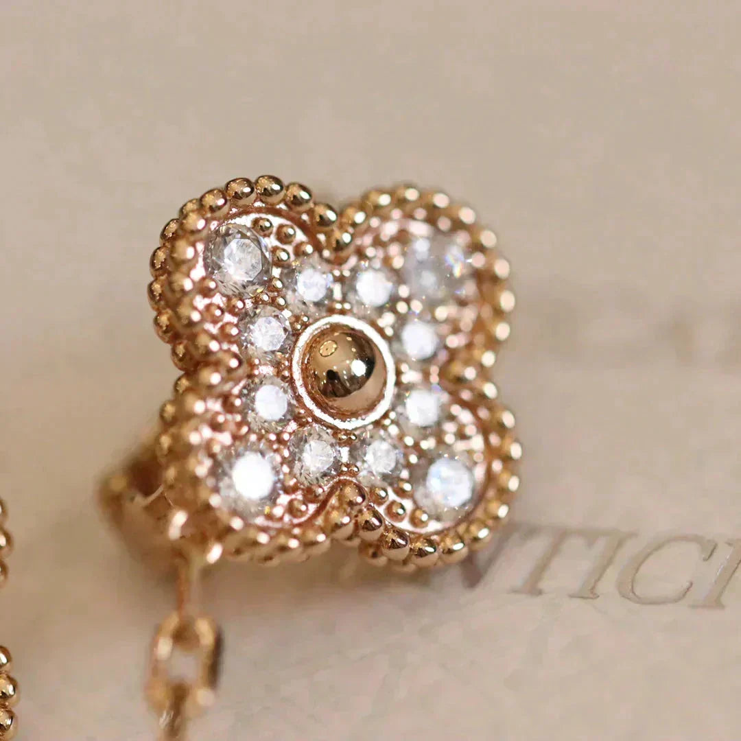 [Sophire Jewelry ]CLOVER MEDIUM 1 MOTIFS FUll DIAMOND EARRINGS