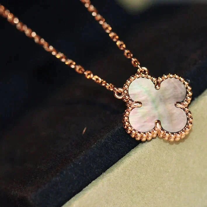 [Sophire Jewelry ]CLOVER 15MM  GRAY MOTHER OF PEARL NECKLACE