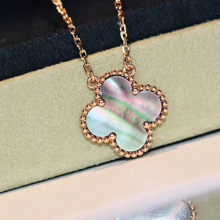 [Sophire Jewelry ]CLOVER 15MM  GRAY MOTHER OF PEARL NECKLACE