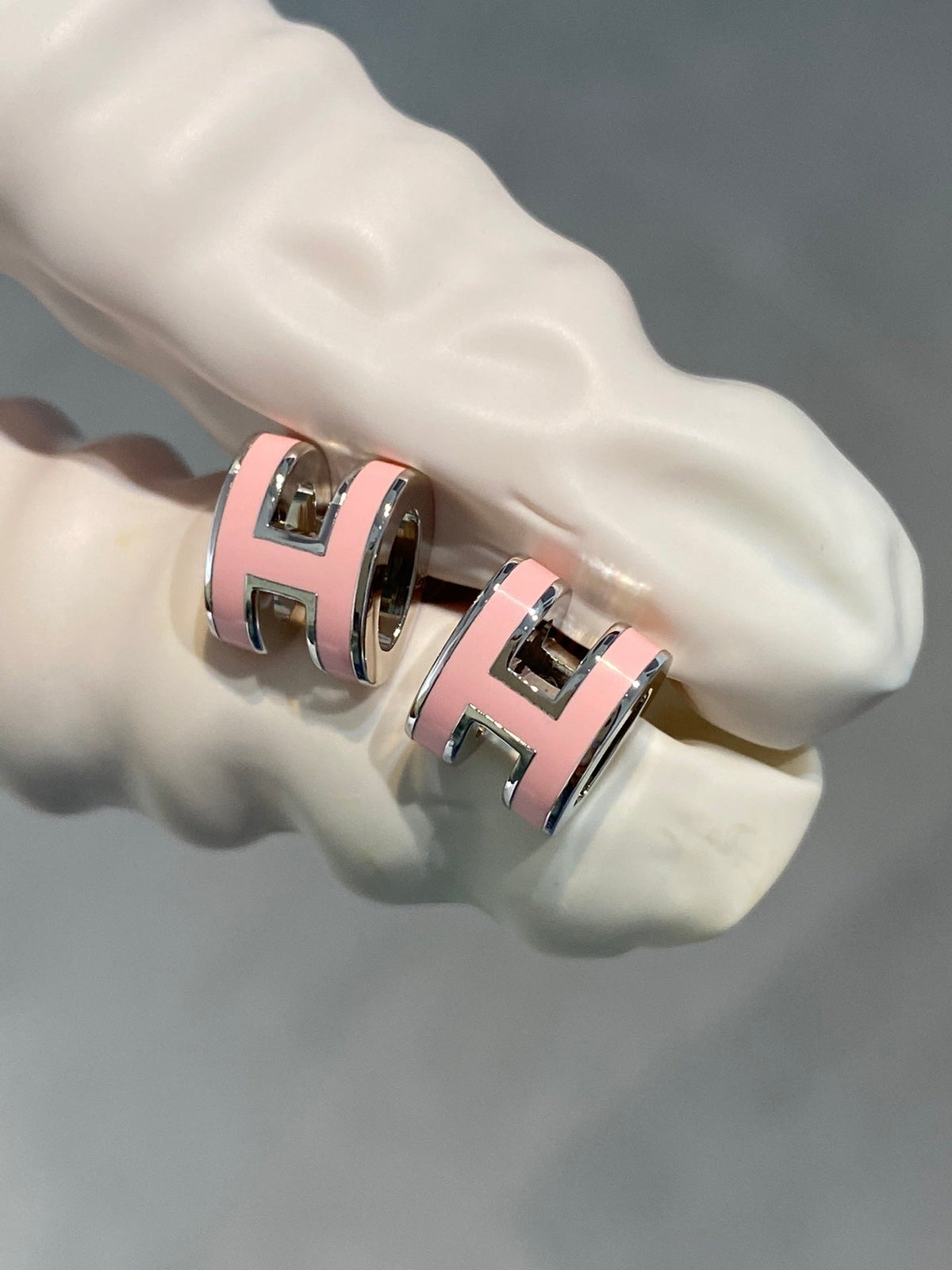 [Sophire Jewelry ]MINI POP H SILVER EARRINGS PINK