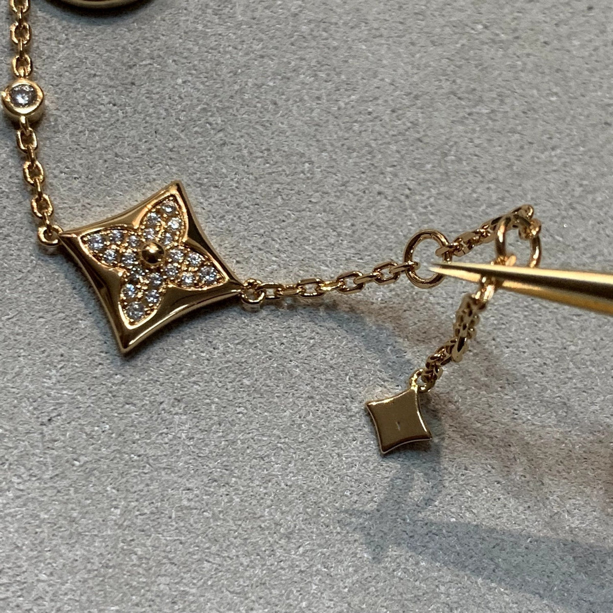 [Sophire Jewelry ]STAR AND SUN 4 MOTIFS GOLD DIAMONDS BRACELET