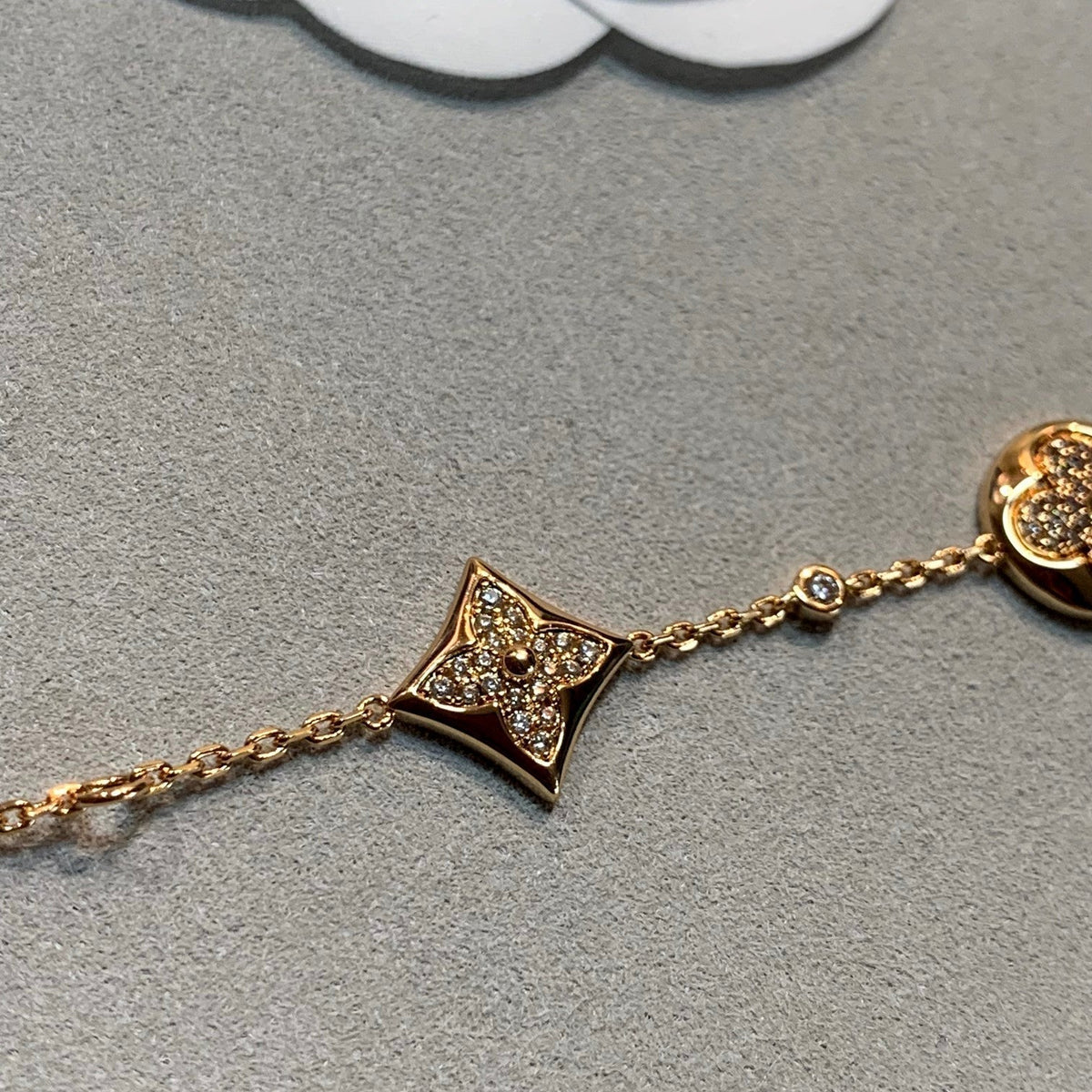 [Sophire Jewelry ]STAR AND SUN 4 MOTIFS GOLD DIAMONDS BRACELET
