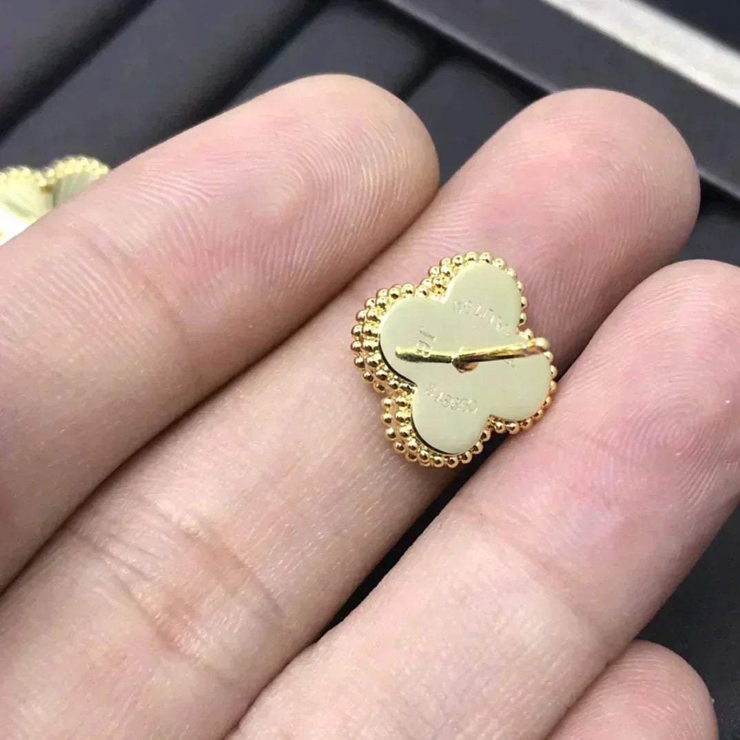 [Sophire Jewelry ]CLOVER MINI 9.5MM LASER EARRINGS