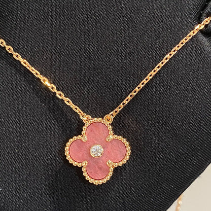 [Sophire Jewelry ]CLOVER 15MM DIAMOND RHODONITE NECKLACE