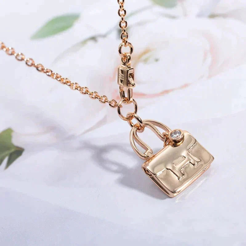 [Sophire Jewelry ]AMULETTE PEDANT ROSE GOLD NECKLACE