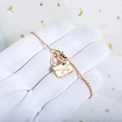 [Sophire Jewelry ]AMULETTE PEDANT ROSE GOLD NECKLACE
