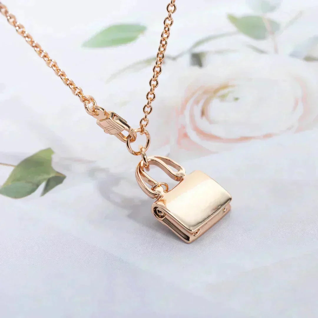 [Sophire Jewelry ]AMULETTE PEDANT ROSE GOLD NECKLACE