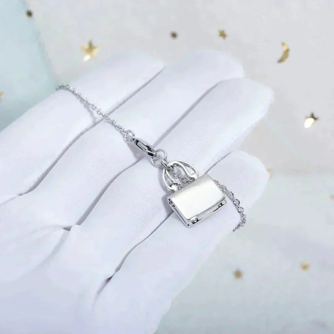 [Sophire Jewelry ]AMULETTE PEDANT SILVER NECKLACE
