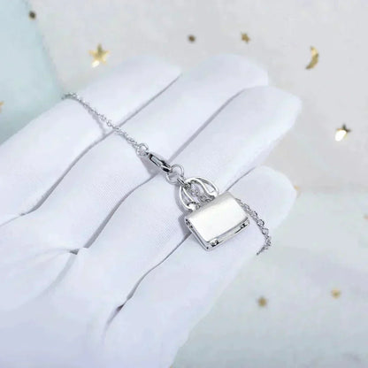 [Sophire Jewelry ]AMULETTE PEDANT SILVER NECKLACE