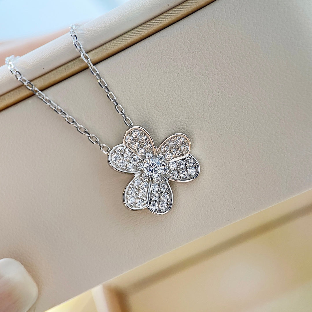 [Sophire Jewelry ]CLOVER DIAMOND NECKLACE SILVER