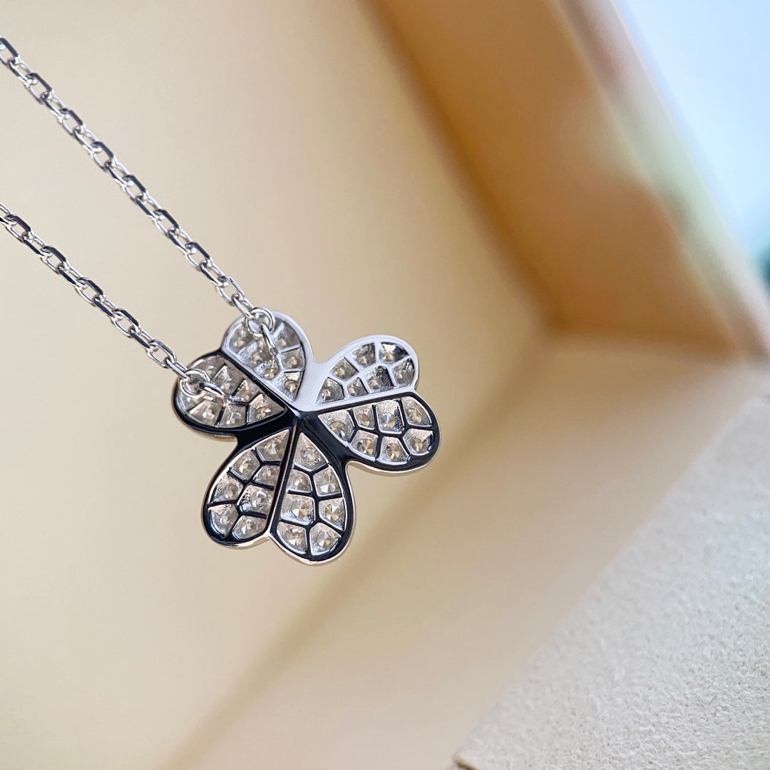 [Sophire Jewelry ]CLOVER DIAMOND NECKLACE SILVER