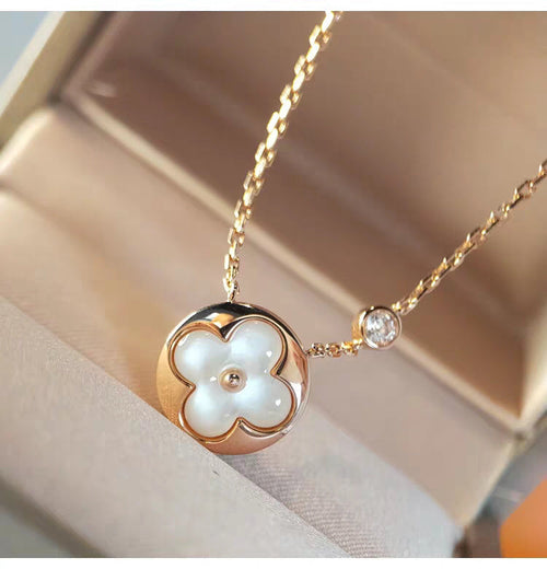 [Sophire Jewelry ]SUN MOP GOLD 1 DIAMOND NECKLACE