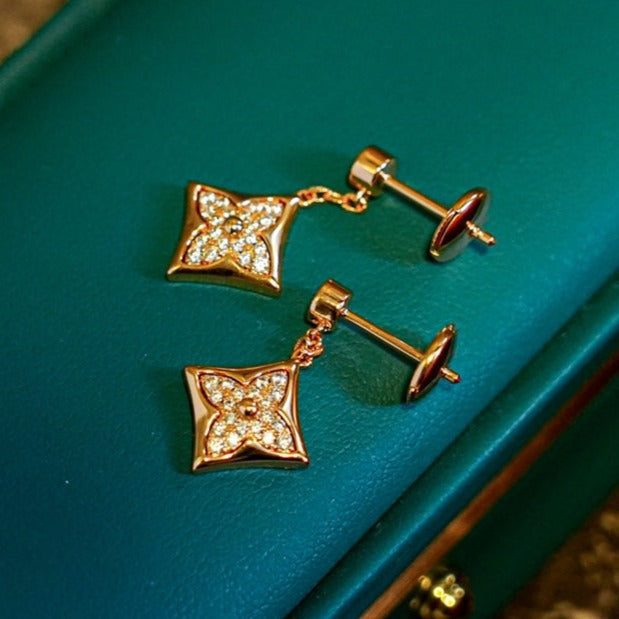 [Sophire Jewelry ]STAR DIAMONDS EARRINGS GOLD