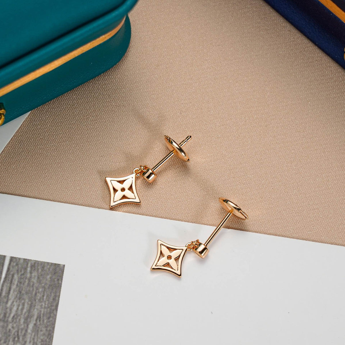 [Sophire Jewelry ]STAR EARRINGS GOLD