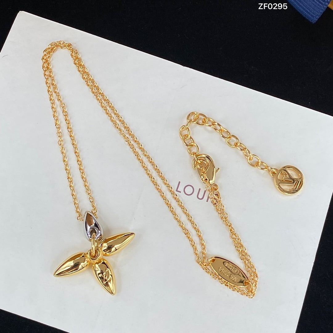 [Sophire Jewelry ]LOUISETTE PEDANT GOLD NECKLACE