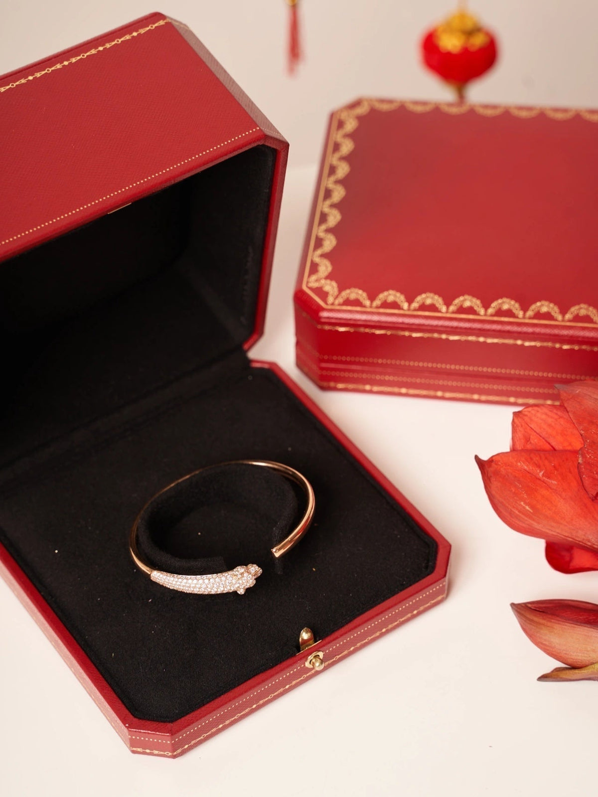[Sophire Jewelry ]PANTHERE ROSE GOLD DIAMOND OPEN BRACELET