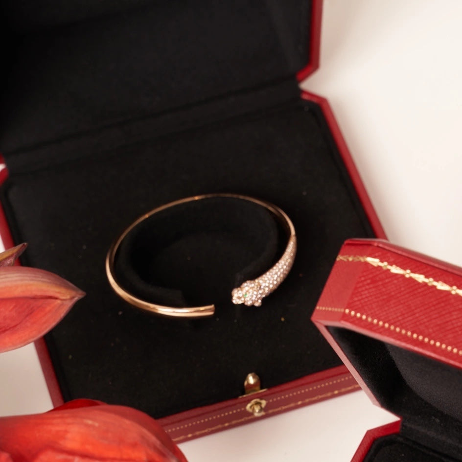 [Sophire Jewelry ]PANTHERE ROSE GOLD DIAMOND OPEN BRACELET