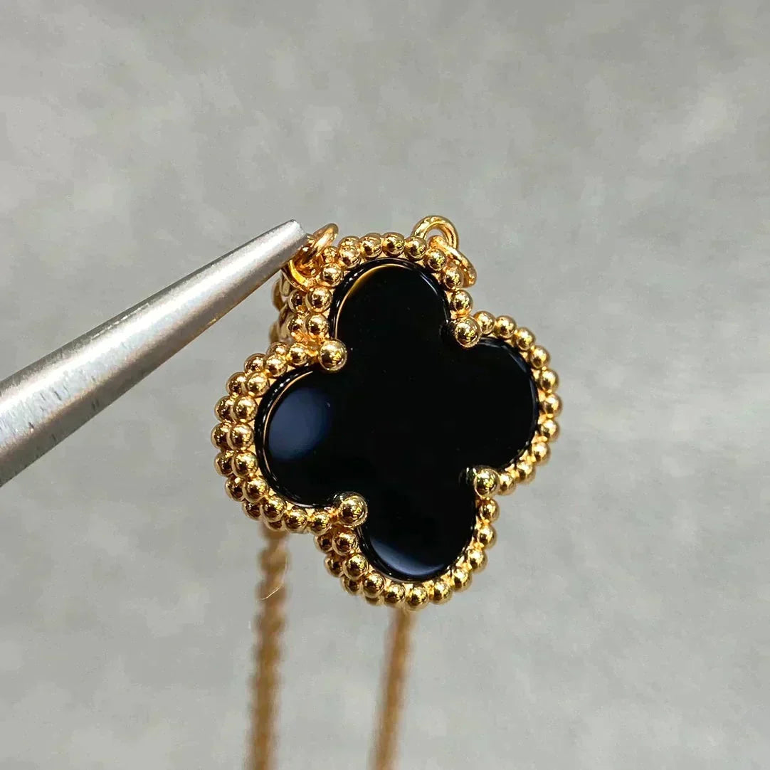 [Sophire Jewelry ]CLOVER 15MM BLACK ONYX SINGLE FLOWER NECKLACE