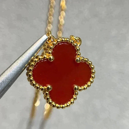 [Sophire Jewelry ]CLOVER 15MM CARNELIAN SINGLE FLOWER NECKLACE