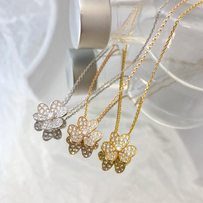 [Sophire Jewelry ]FLOWER DIAMOND NECKLACE