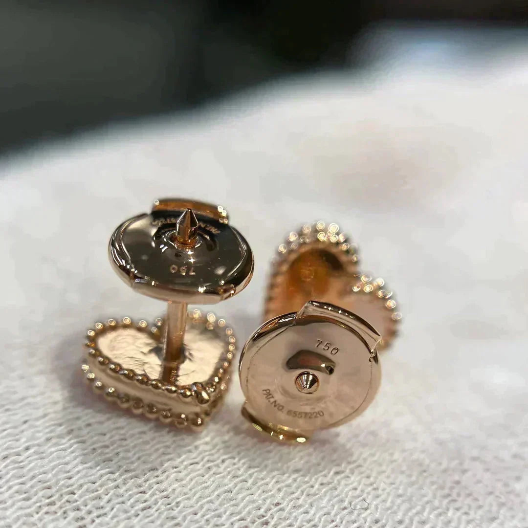 [Sophire Jewelry ]HEART CARNELIAN STUD EARRINGS