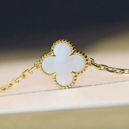 [Sophire Jewelry ]CLOVER 20 MOTIFS WHITE MOP NECKLACE