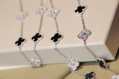 [Sophire Jewelry ]CLOVER 20 MOTIFS ONYX DIAMOND SILVER
