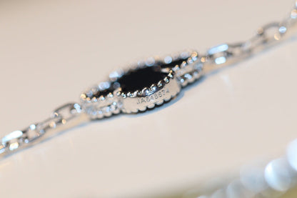 [Sophire Jewelry ]CLOVER 20 MOTIFS ONYX DIAMOND SILVER