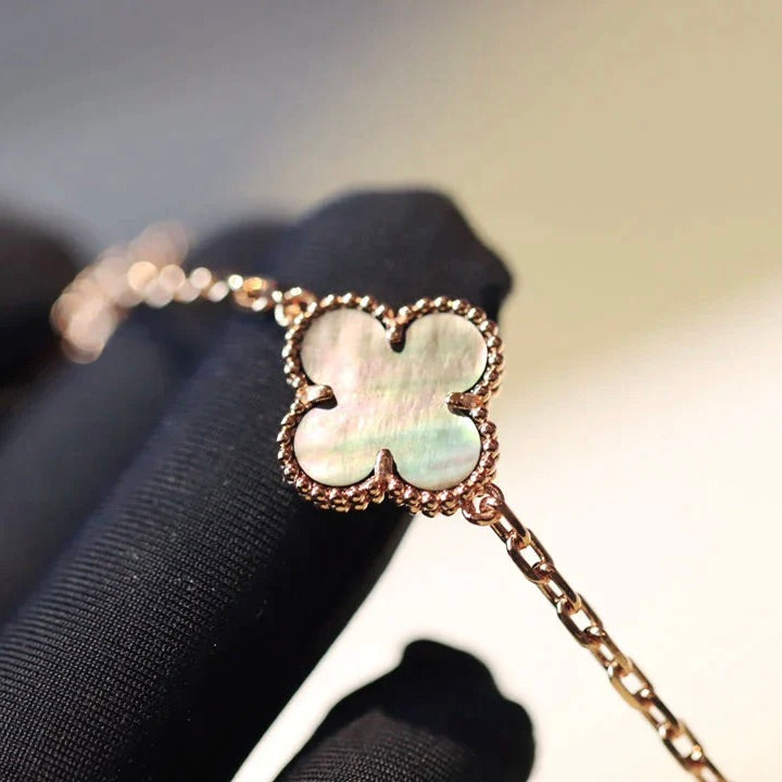 [Sophire Jewelry ]CLOVER 20 MOTIFS DARK MOP DIAMOND  NECKLACE