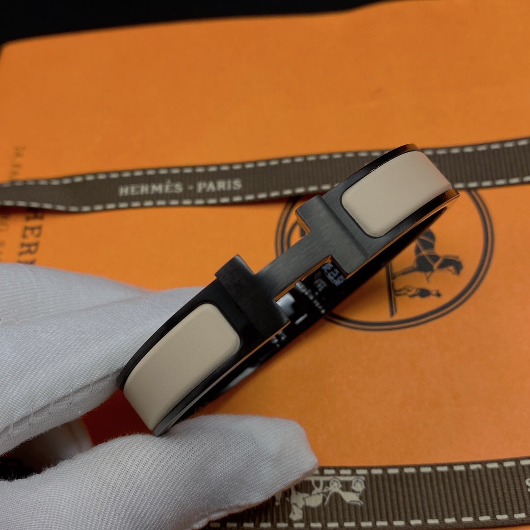 [Sophire Jewelry ]H BRACELET 12MM BLACK BEIGE CERAMIC