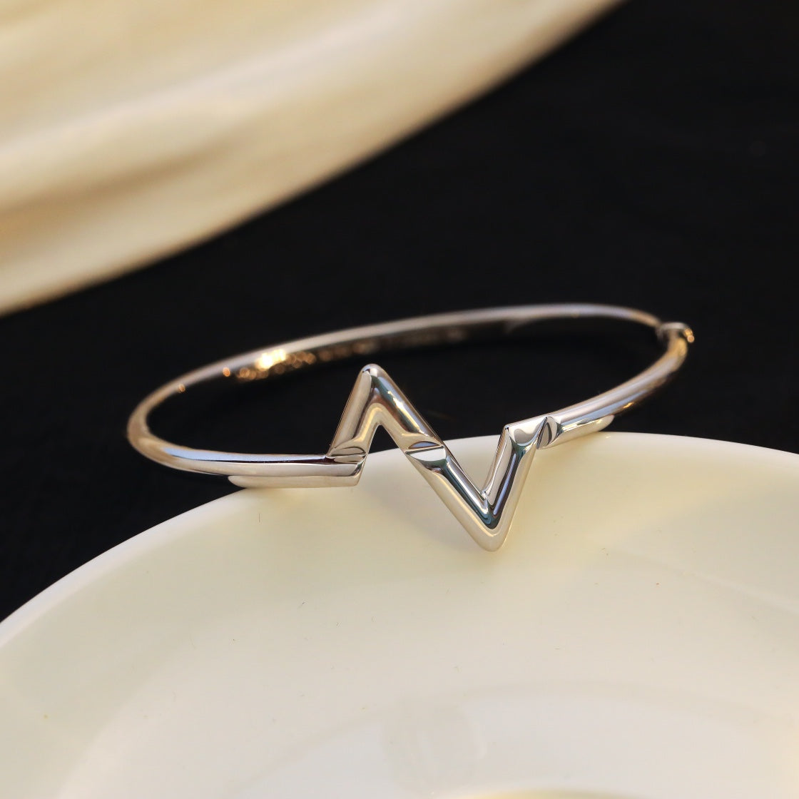 [Sophire Jewelry ]VOLTE UPSITE DOWN BRACELET