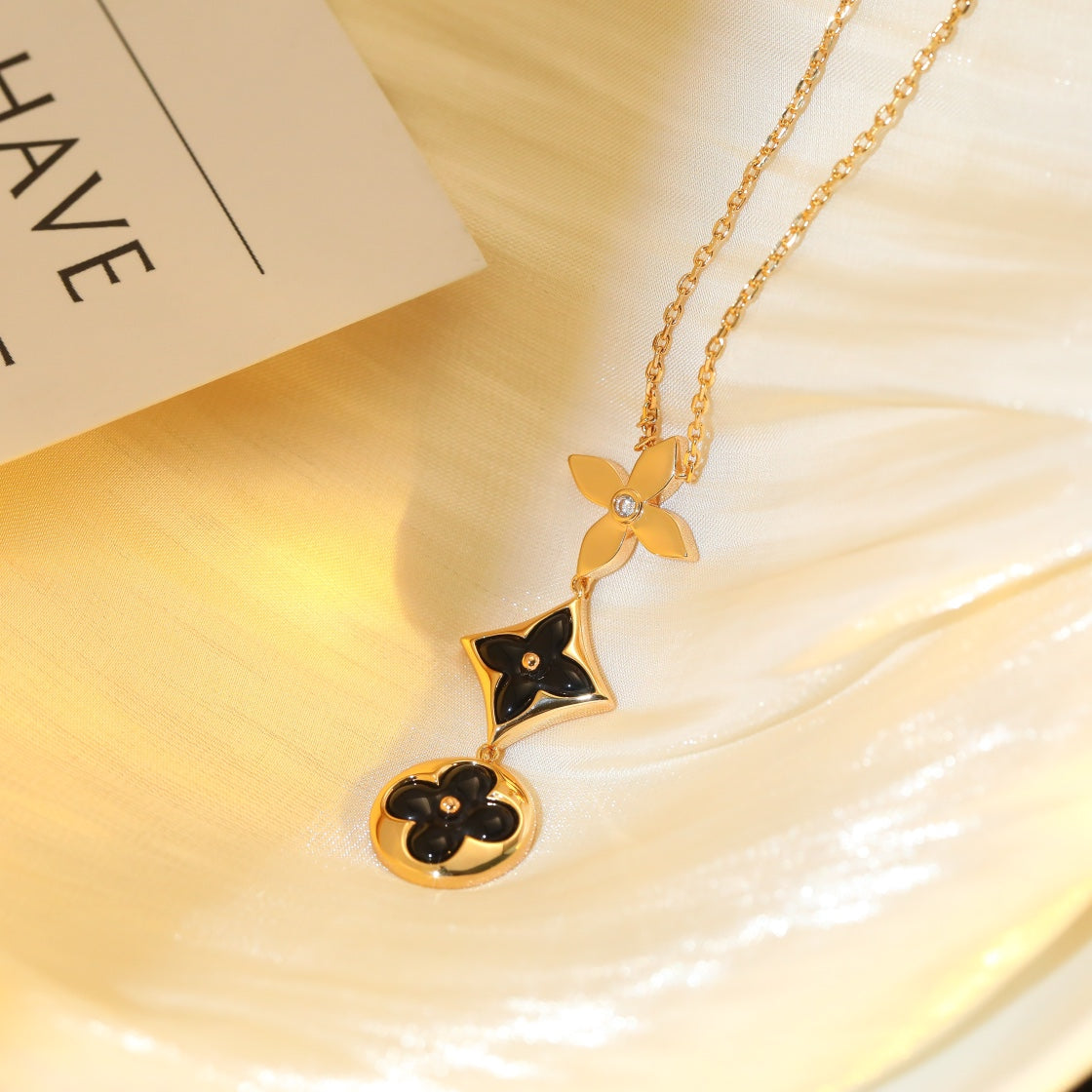 [Sophire Jewelry ]STAR AND SUN ONYX PINK GOLD NECKLACE
