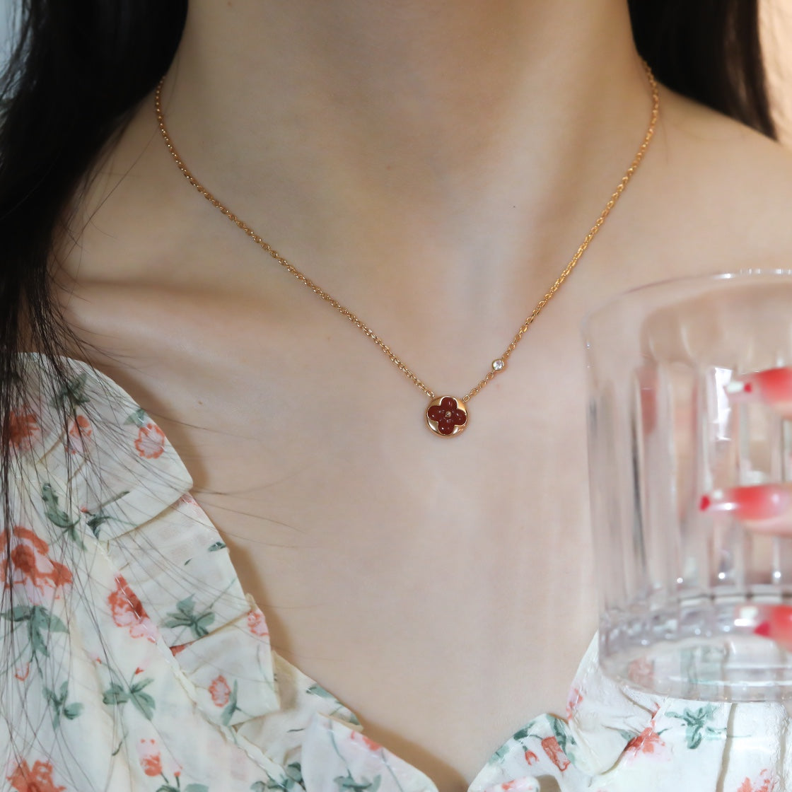[Sophire Jewelry ]SUN PEDANT PINK GOLD 1 DIAMOND NECKLACE