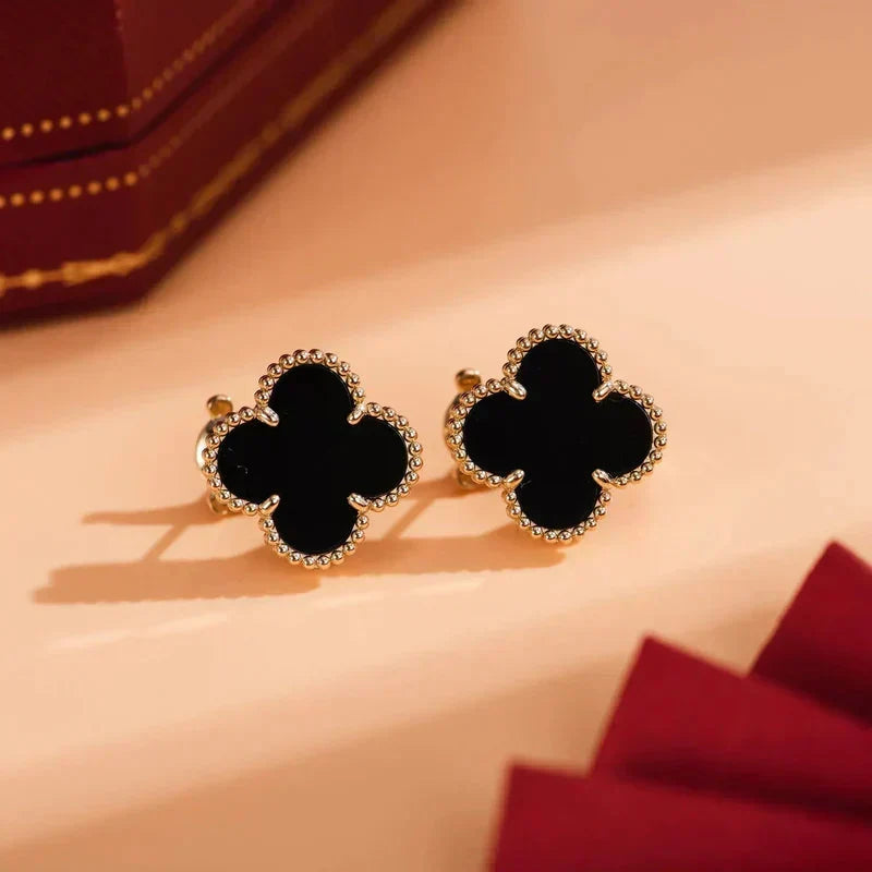 [Sophire Jewelry ]CLOVER MEDIUM 1 MOTIFS  ONYX STUD EARRINGS