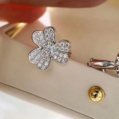 [Sophire Jewelry ]CLOVER COMOS DIAMOND EARRINGS SILVER