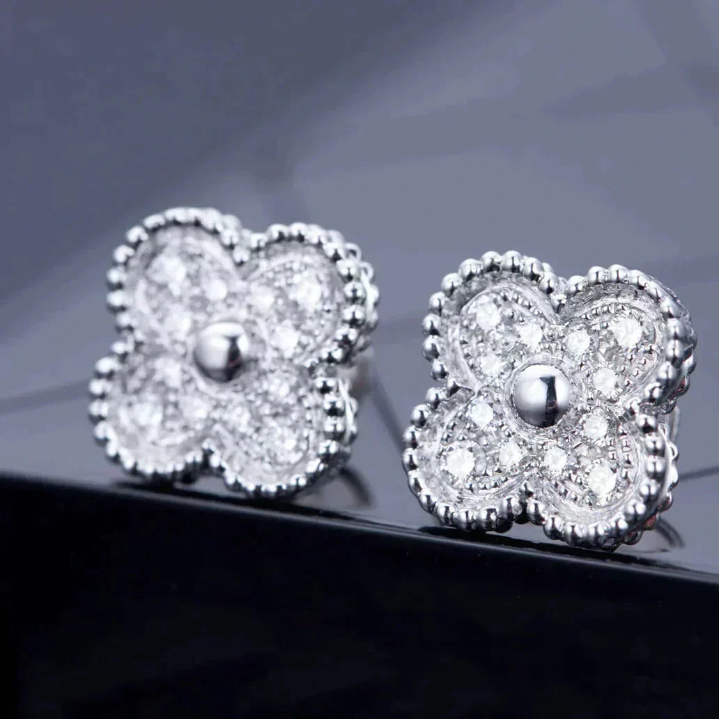 [Sophire Jewelry ]CLOVER 1 MOTIFS DIAMOND STUD EARRINGS SILVER