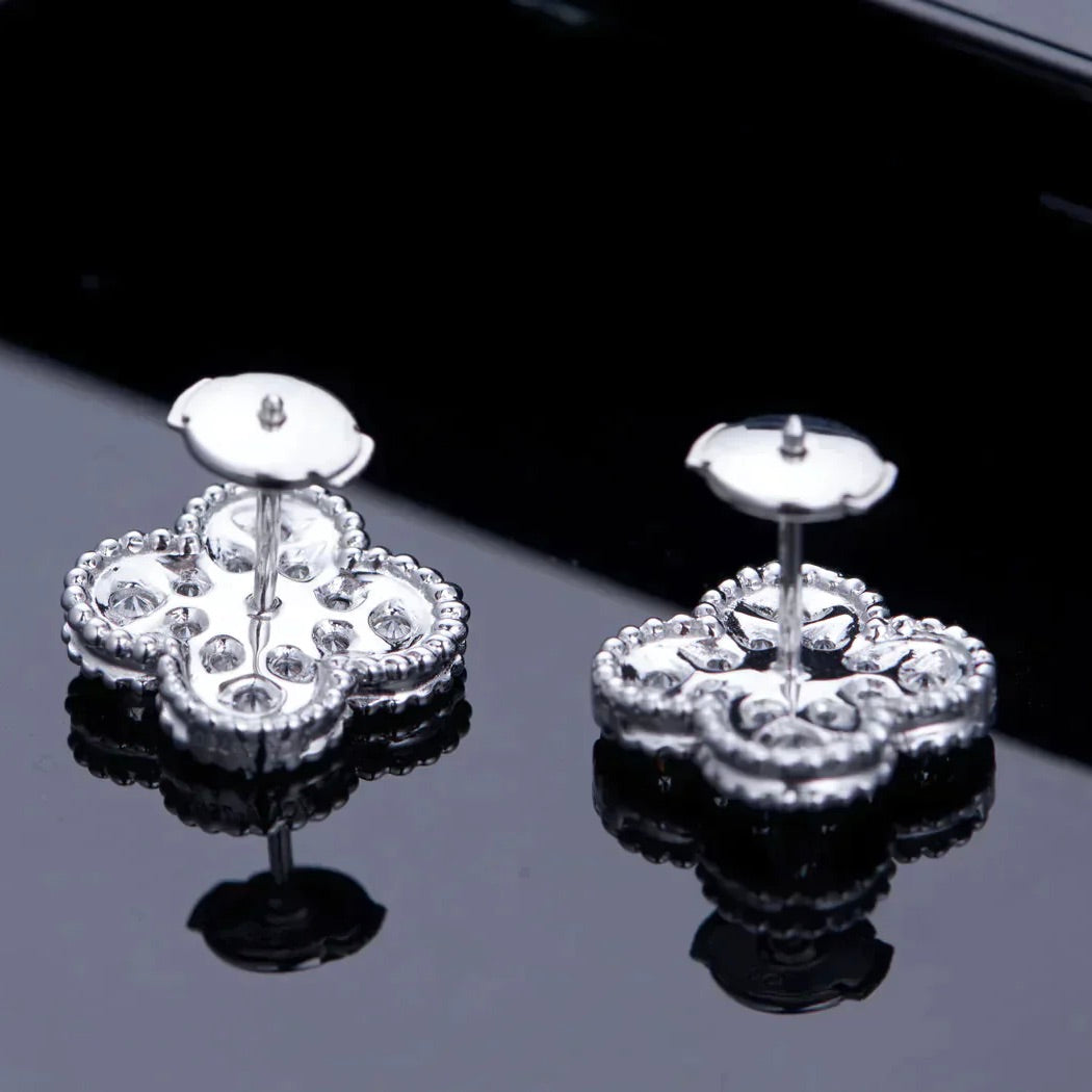 [Sophire Jewelry ]CLOVER 1 MOTIFS DIAMOND STUD EARRINGS SILVER