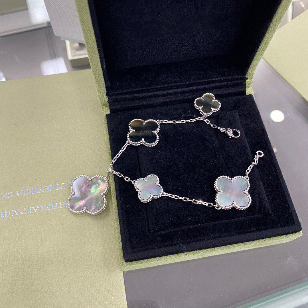 [Sophire Jewelry ]CLOVER 5 MOTIFS SIVLER DARK MOP BRACELET